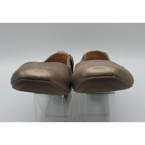 Bernardo Women Eloise Leather Bow Ballet Flat 7 Platinum Distressed Leather Gold - Picture 12 of 16